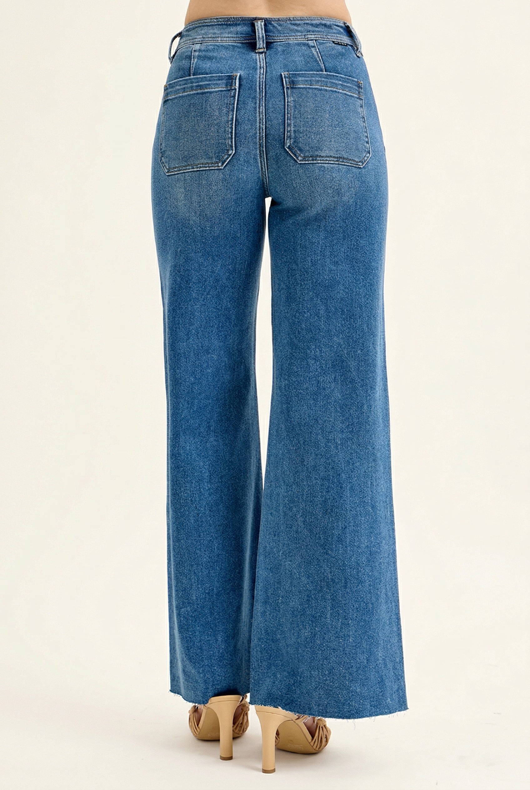 Risen High-Waisted Wide Leg Jeans